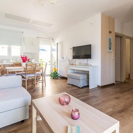 Sophia'S Comfortable Home With A Private Backyard Gazi Buitenkant foto